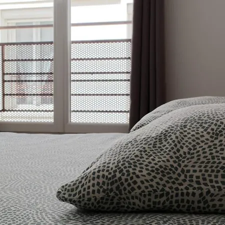 Sleep In Montpellier, Albert, Centre, Gare, 4 Ch, Tram L1, 2, 3 & 4 Appartement *
