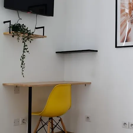 Apartamento Sleep In Montpellier, Albert, Centre, Gare, 4 Ch, Tram L1, 2, 3 & 4 *