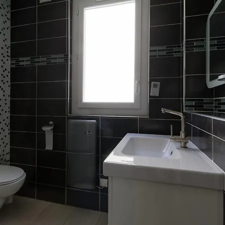 Apartamento Sleep In Montpellier, Albert, Centre, Gare, 4 Ch, Tram L1, 2, 3 & 4 Montpellier