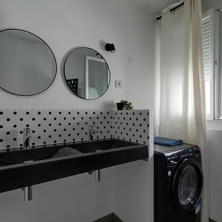 Sleep In Montpellier, Albert, Centre, Gare, 4 Ch, Tram L1, 2, 3 & 4 Montpellier